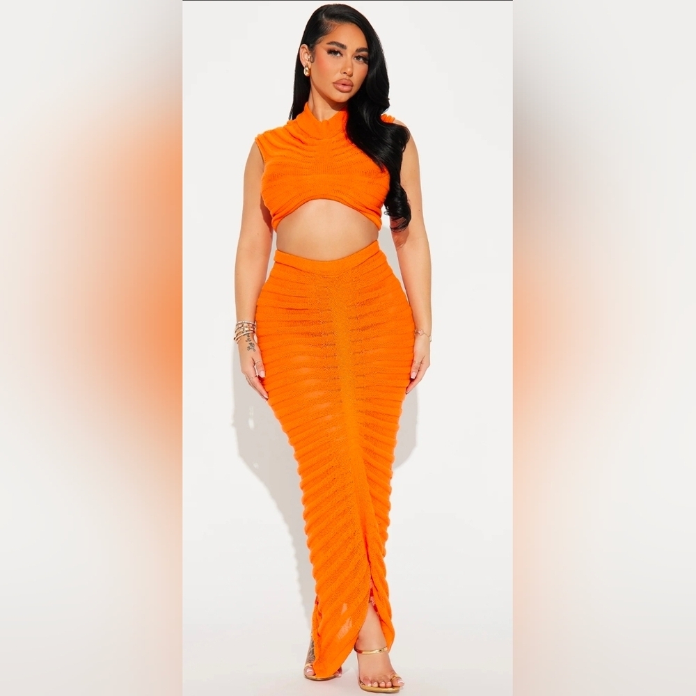 NWT Fashion Nova Key West Cropped Top Skirt Set - Orange Size Medium